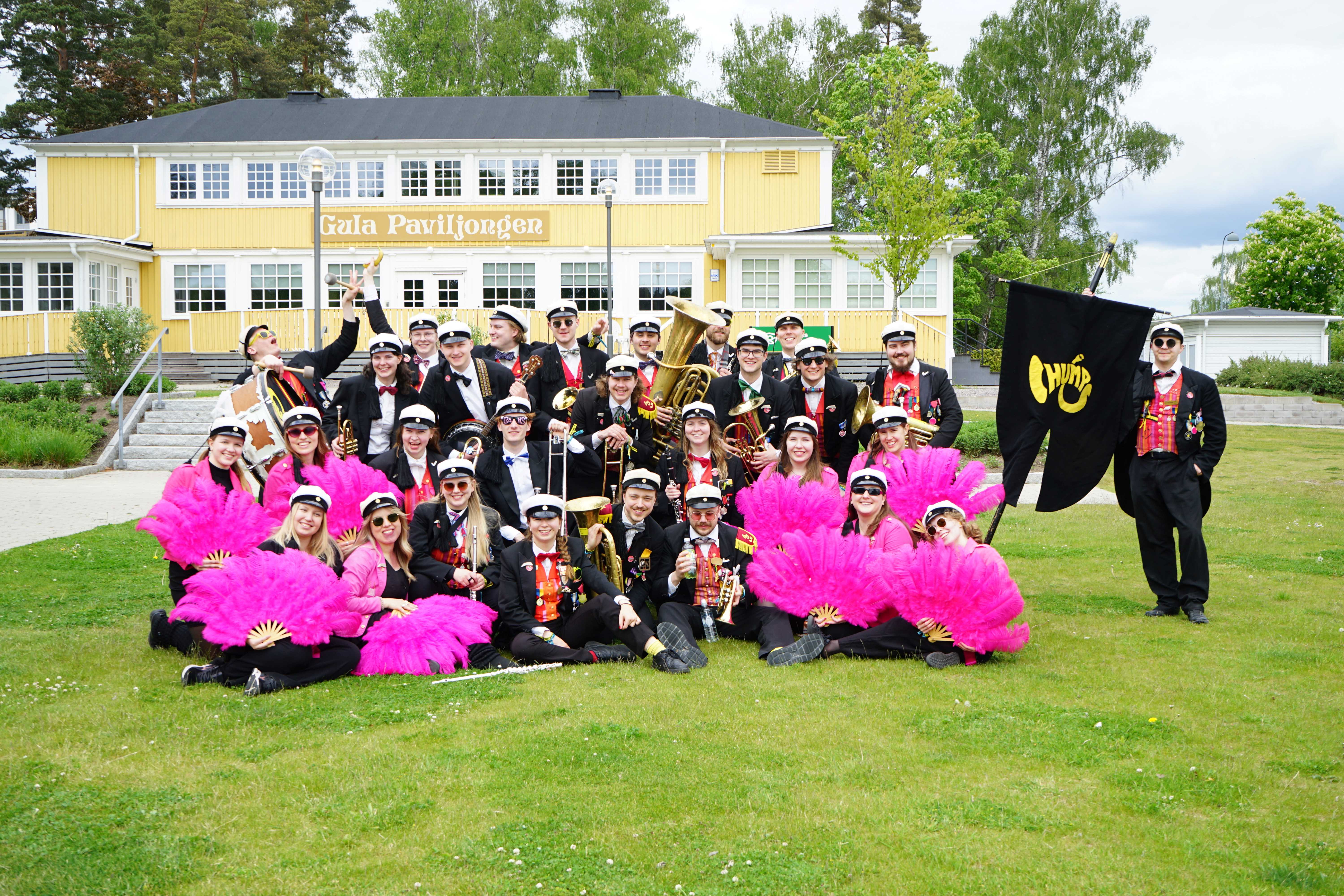Kuva Teknologorkestern Humpsvakar orkesterista